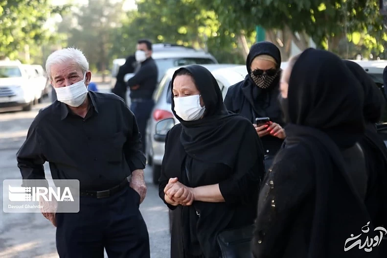 مراسم تشییع پیکر خبرنگارهای ایسنا و ایرنا آغاز شد